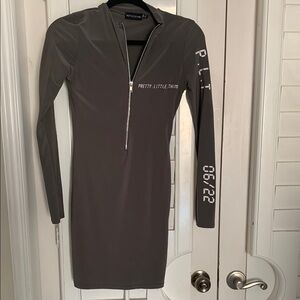 PrettyLittleThing Elegant Long Sleeve Dress in Grey